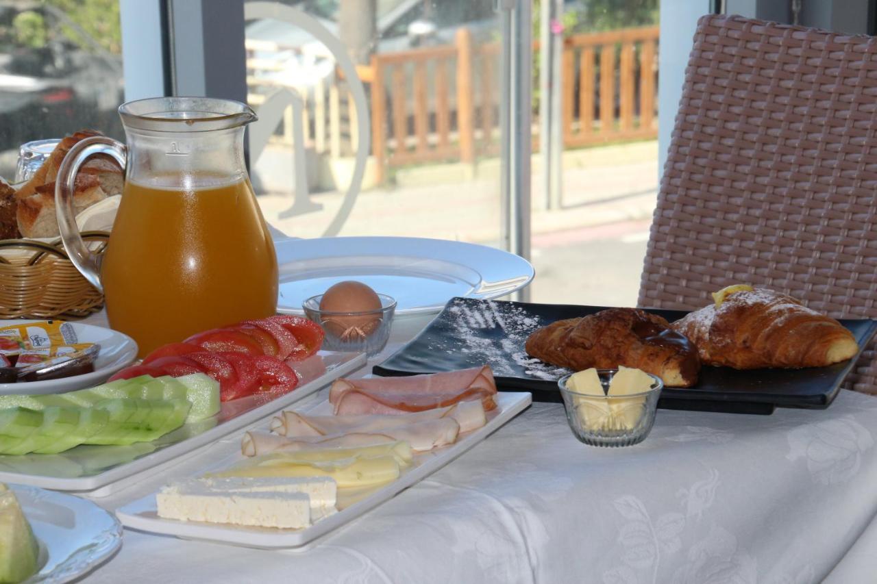Hotel Nais Beach Durrës 외부 사진