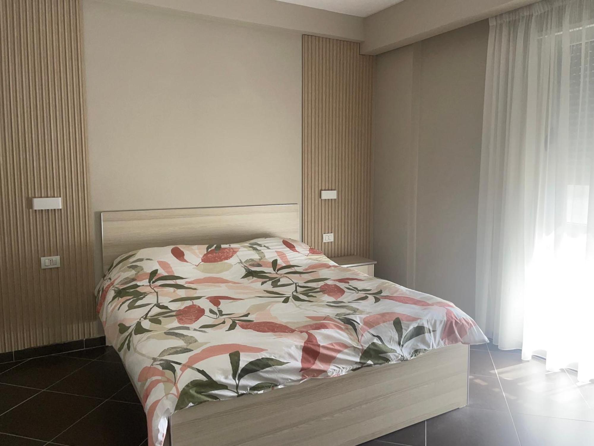 Hotel Nais Beach Durrës 외부 사진