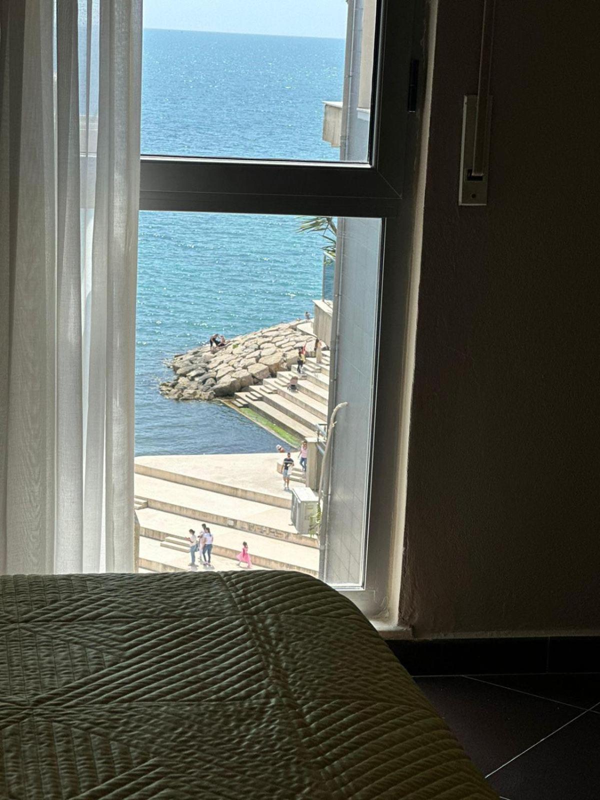 Hotel Nais Beach Durrës 외부 사진