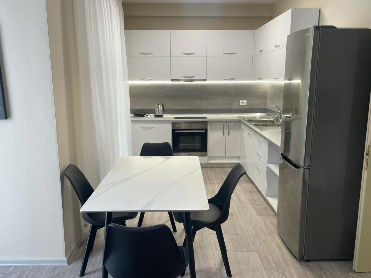 Hotel Nais Beach Durrës 외부 사진