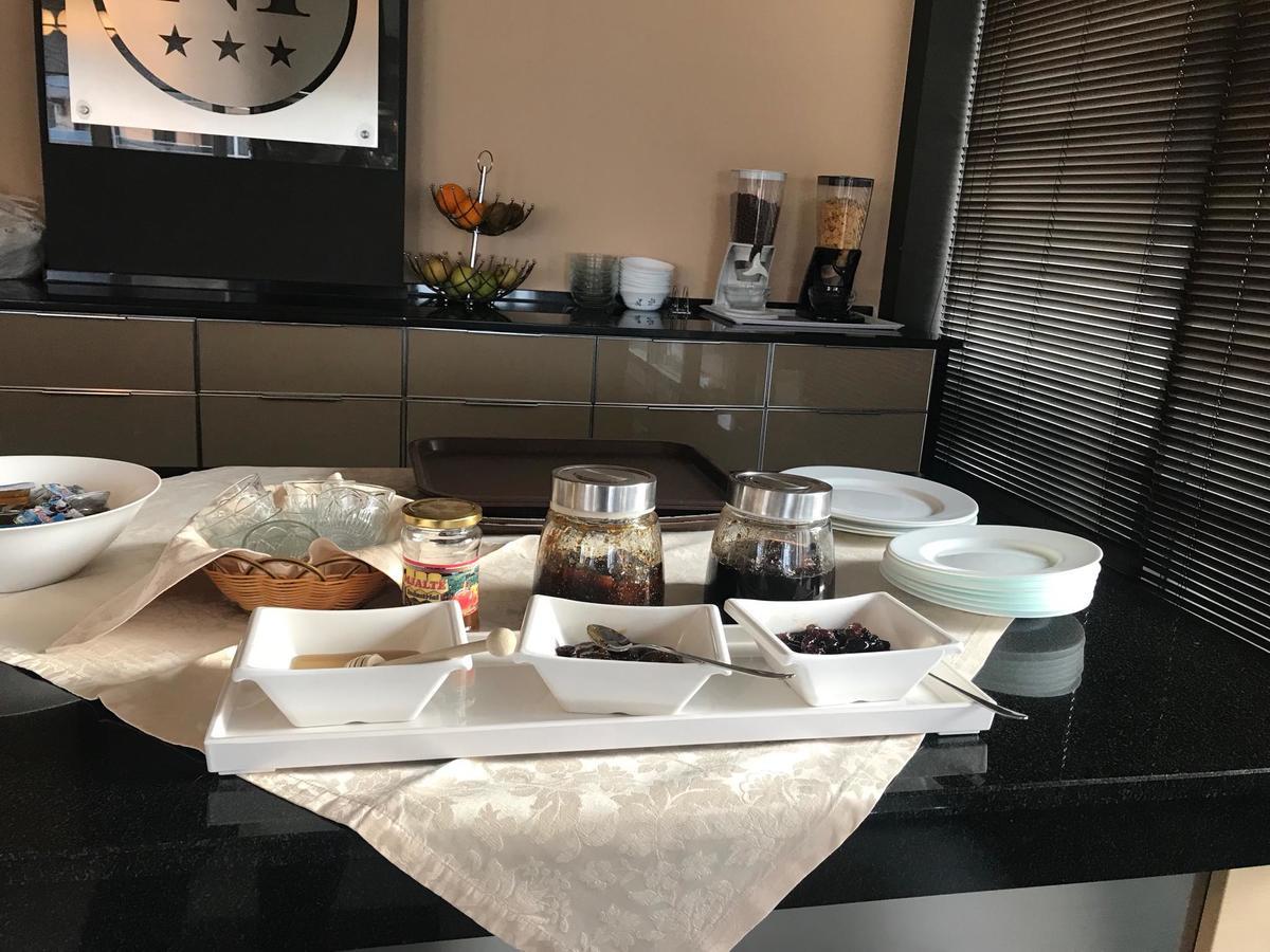 Hotel Nais Beach Durrës 외부 사진