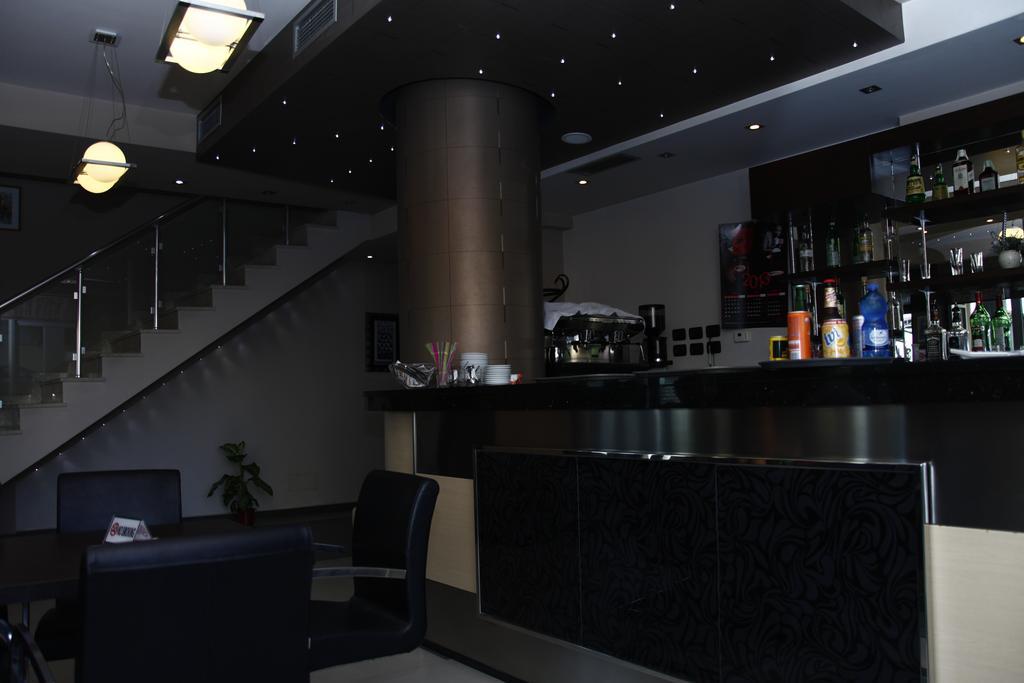 Hotel Nais Beach Durrës 외부 사진