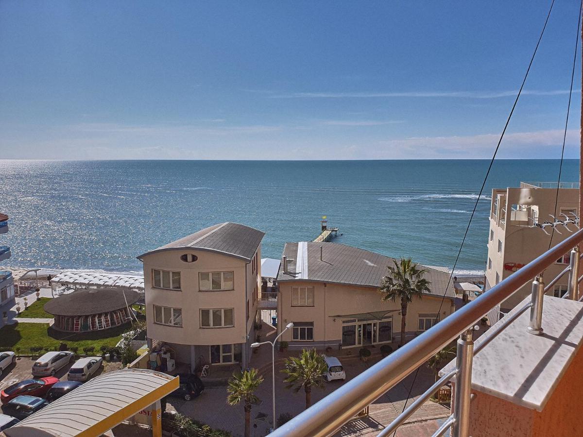 Hotel Nais Beach Durrës 외부 사진
