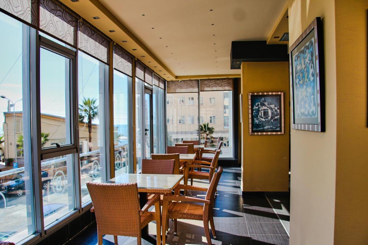 Hotel Nais Beach Durrës 외부 사진